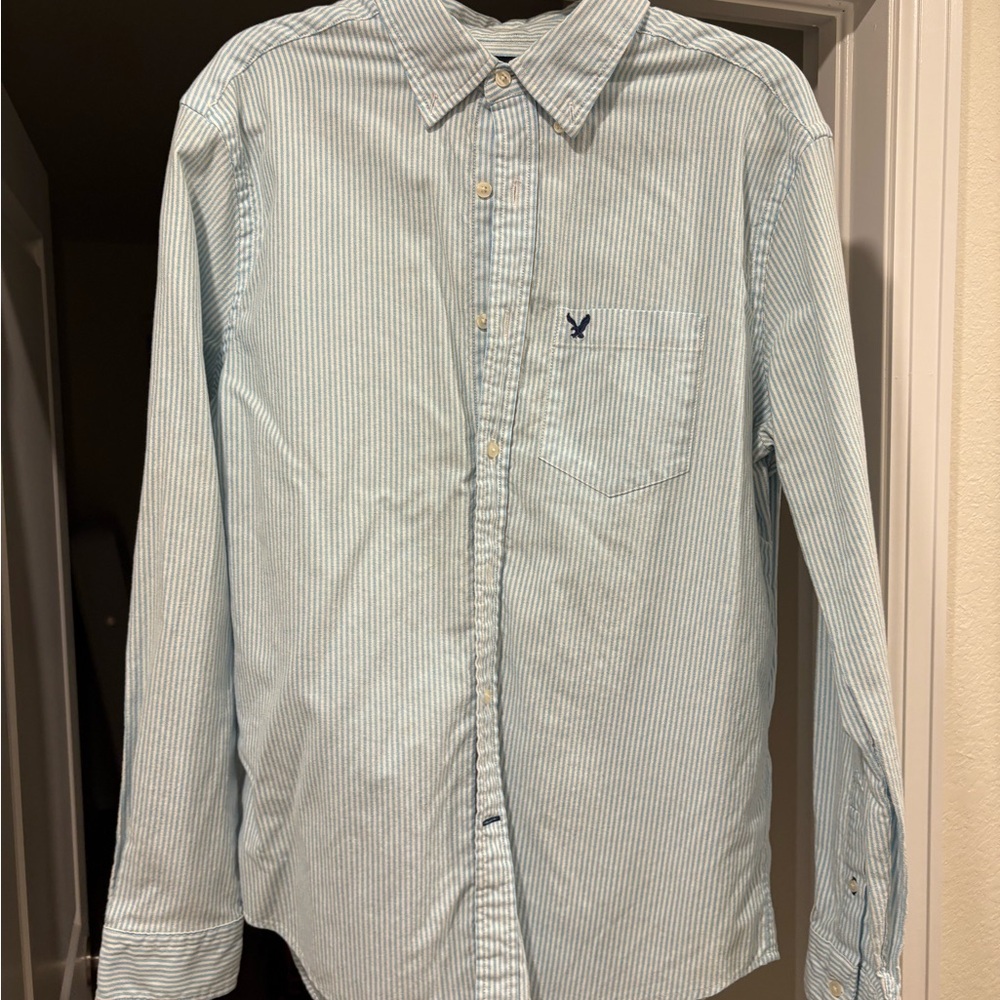 American Eagle Outfitters Light Blue Striped Casual Button Down Shirt